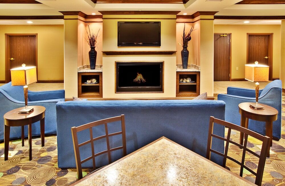 Holiday Inn Express Hotel & Suites - Dubuque West By Ihg Exterior photo